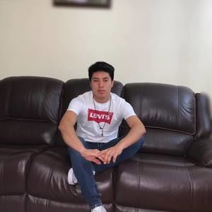 Meet your Posher, Adolfo